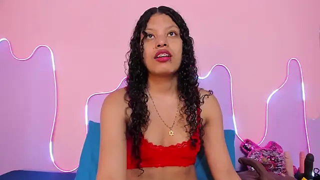 Mingie Rouse online show from May 13, 3:01 am
