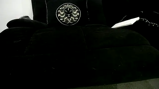 Niquitasparkles online show from November 25, 3:58 pm