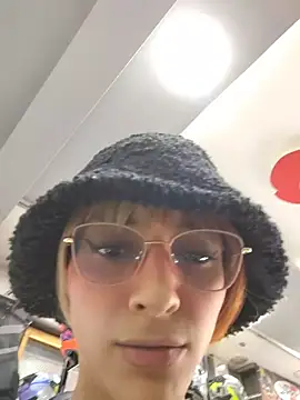 Dani-peggin online show from May 14, 4:35 pm