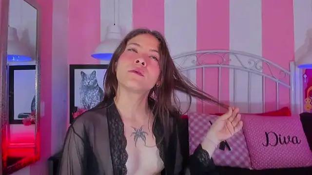 Liah Grey8 online show from February 8, 9:18 pm