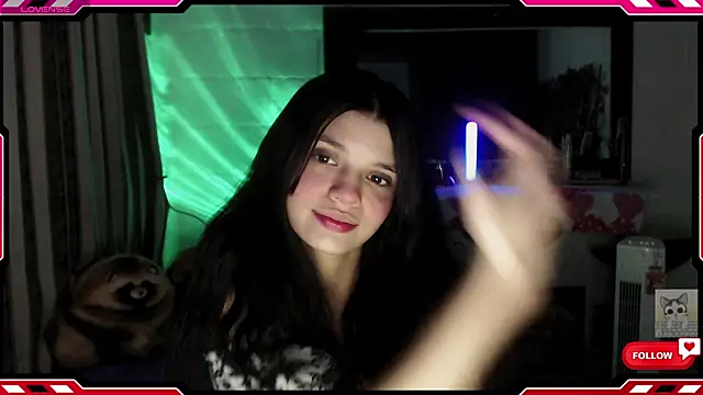 Sarahgin online show from October 10, 9:20 pm