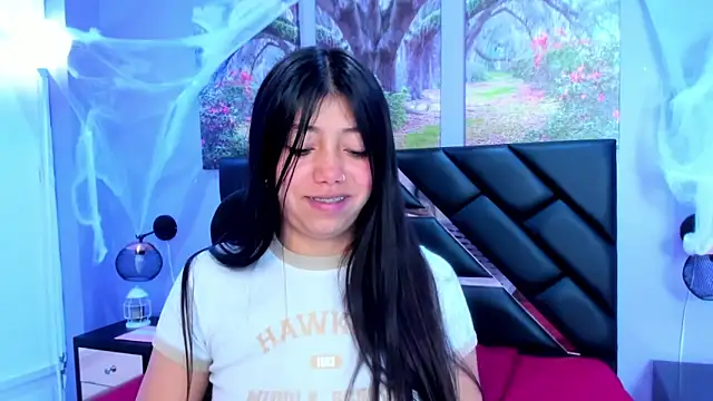 KimberlyVillaLobos online show from October 20, 11:35 am