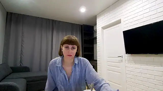 Daniella Lorente online show from May 24, 10:41 pm