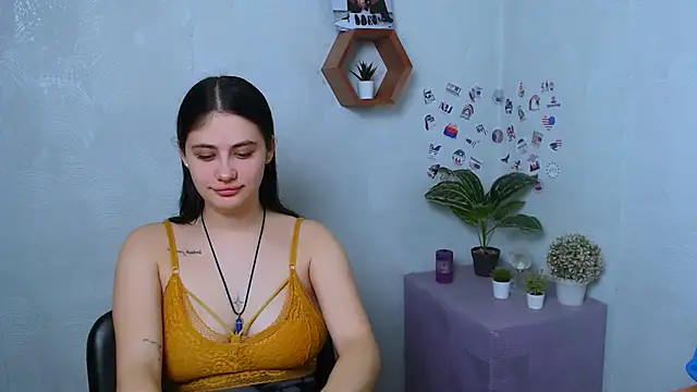 AliceSexyyy  online show from October 30, 8:32 pm