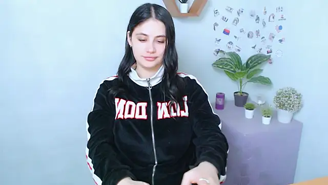 AliceSexyyy  online show from October 16, 7:27 pm