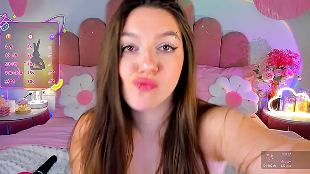 GiaCale online show from November 18, 2:51 pm