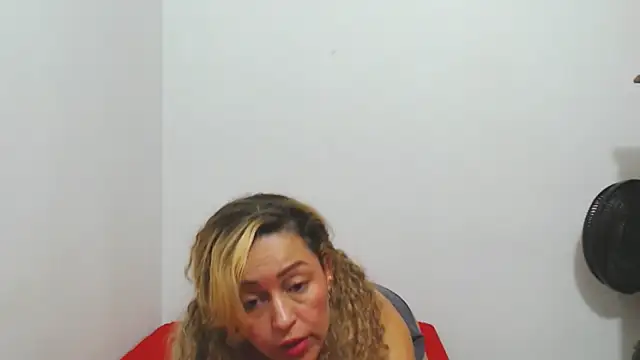 ariellth online show from February 10, 10:13 pm