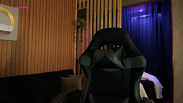 ArkaBella online show from April 4, 7:45 pm