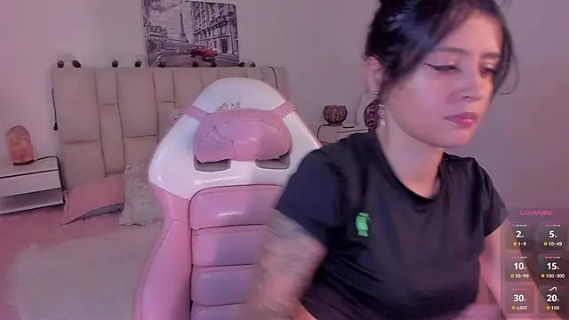 yenny garcia online show from May 26, 6:18 pm