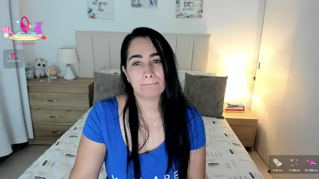 Snapshot of Zara_Sparkle chatting on October 10, 4:17 am Zara Sparkle online show from October 10, 4:17 am