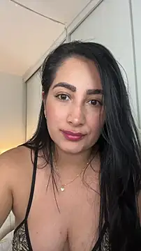 Snapshot of Zara_Sparkle chatting on October 17, 2:37 am Zara Sparkle online show from October 17, 2:37 am