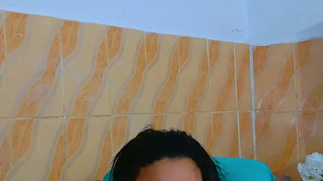 EileenBenzon online show from May 14, 2:01 pm