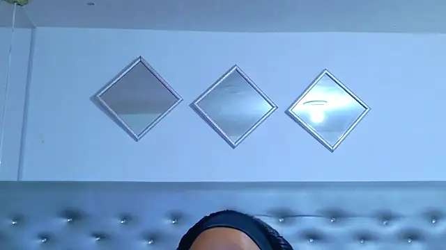 EileenBenzon online show from May 20, 2:47 pm