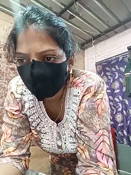 queensenorita online show from November 10, 8:42 am