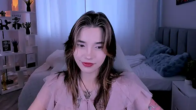 as1an girlfriend online show from July 3, 4:07 am