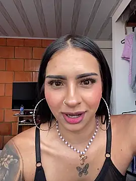 Hilary pinkk online show from November 4, 6:13 pm