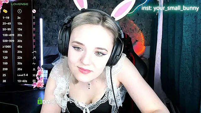 Your small bunny online show from May 25, 2:21 am