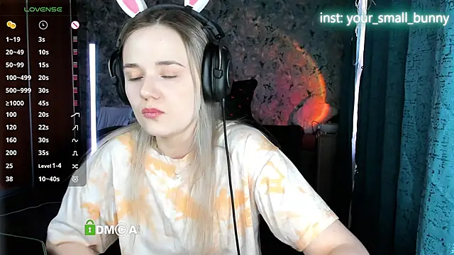 Your small bunny online show from May 5, 2:58 am