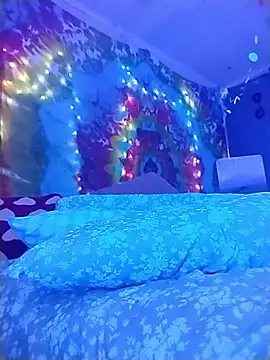 ivylee31 online show from February 17, 12:21 am