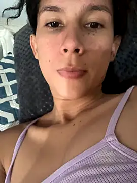 Snapshot of Antonella_and_axel_ chatting on September 15, 9:11 pm Antonella and axel online show from September 15, 9:11 pm