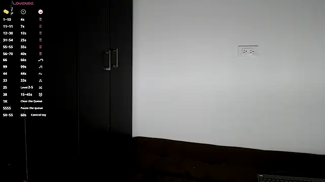 gigilovedback online show from October 30, 9:16 pm