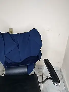 fofinhaa12 online show from April 5, 12:26 pm