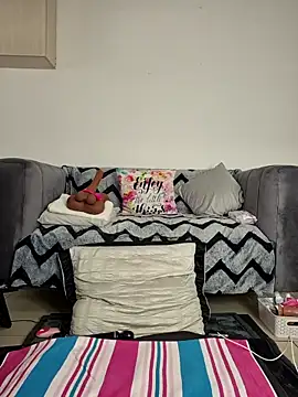 ThickianaRider online show from May 5, 5:43 am