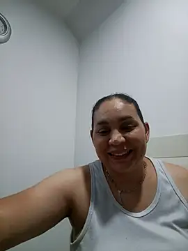 MirandaSoto online show from May 5, 3:31 am