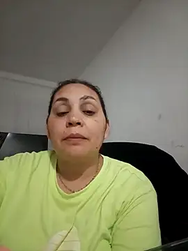 Snapshot of MirandaSoto chatting on September 11, 4:13 am MirandaSoto online show from September 11, 4:13 am