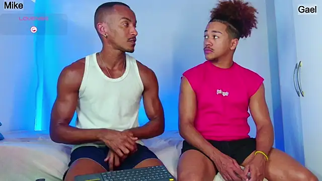 Itsmikenoir online show from October 1, 1:21 am