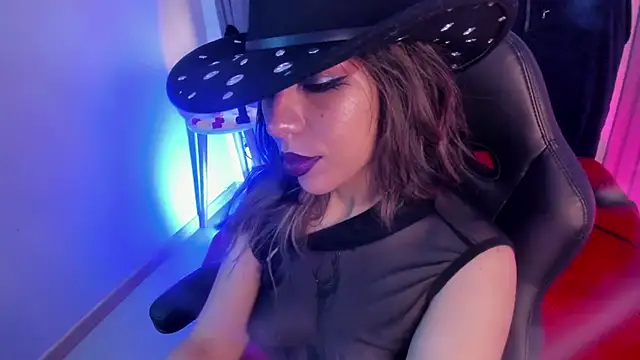 delilah fix online show from May 26, 9:36 pm