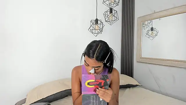 julieta aguilar1 online show from May 7, 7:28 pm