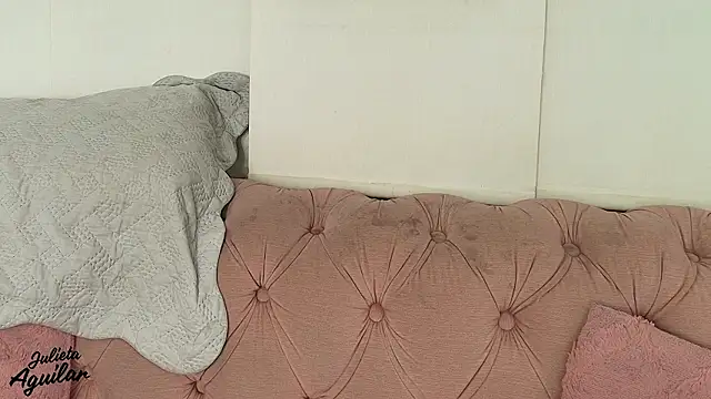 julieta aguilar1 online show from February 4, 7:39 pm