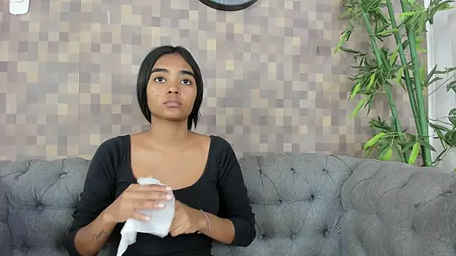 julieta aguilar1 online show from November 8, 7:41 pm