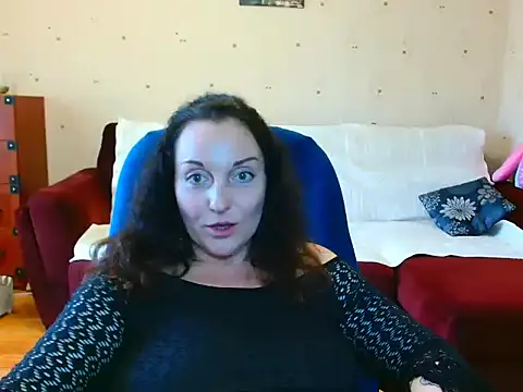 Alice3694 online show from May 14, 7:14 am