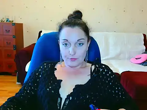 Alice3694 online show from May 16, 12:48 pm