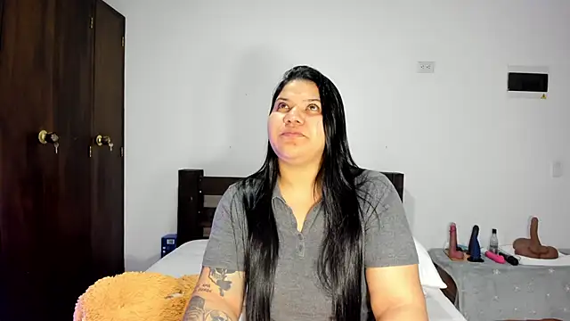 mile uribe online show from December 22, 3:09 am