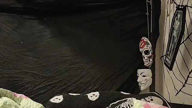 Bunny Cummings online show from March 8, 11:41 pm