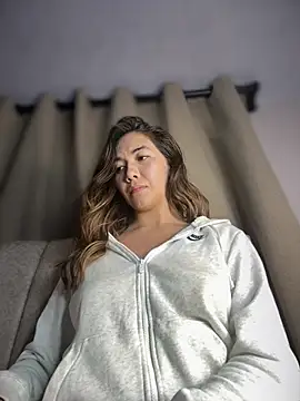 Iris lee online show from February 13, 2:24 am