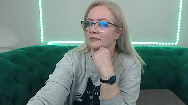 IvanaCharm online show from March 20, 4:28 am