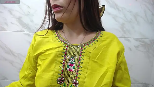 shantala krisha online show from May 19, 7:32 pm