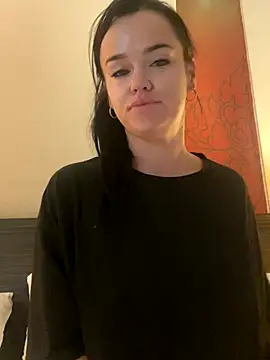 Snapshot of C-ALIMA_OX chatting on October 6, 3:45 am C-ALIMA OX online show from October 6, 3:45 am