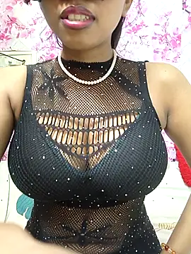 sandy naughty online show from May 15, 5:05 pm