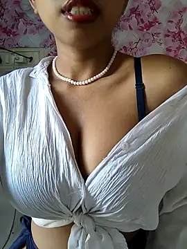 sandy naughty online show from May 9, 3:30 am