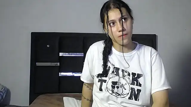 realshy-Stepsis online show from May 20, 2:25 pm