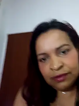 Snapshot of _violetta_- chatting on October 4, 1:00 am violetta - online show from October 4, 1:00 am