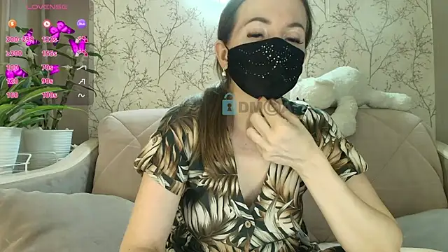 MilfeaN online show from May 24, 8:52 pm