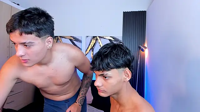 Sweet WallenV2 online show from October 28, 1:39 pm