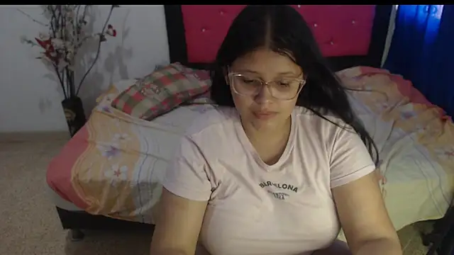 Snapshot of angel_barbie_1 chatting on September 27, 4:03 pm angel barbie 1 online show from September 27, 4:03 pm