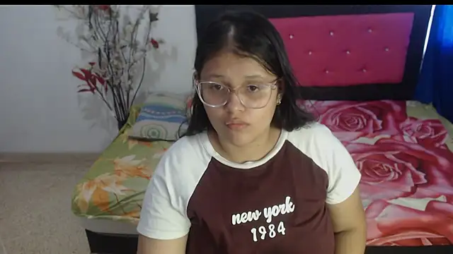 Snapshot of angel_barbie_1 chatting on September 16, 4:04 pm angel barbie 1 online show from September 16, 4:04 pm